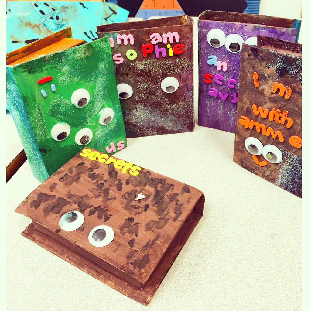 Harry Potter inspired #secret monster books 📚👀 #harrypotter #monster #monsters #book #craft #art #kidscrafts #cute