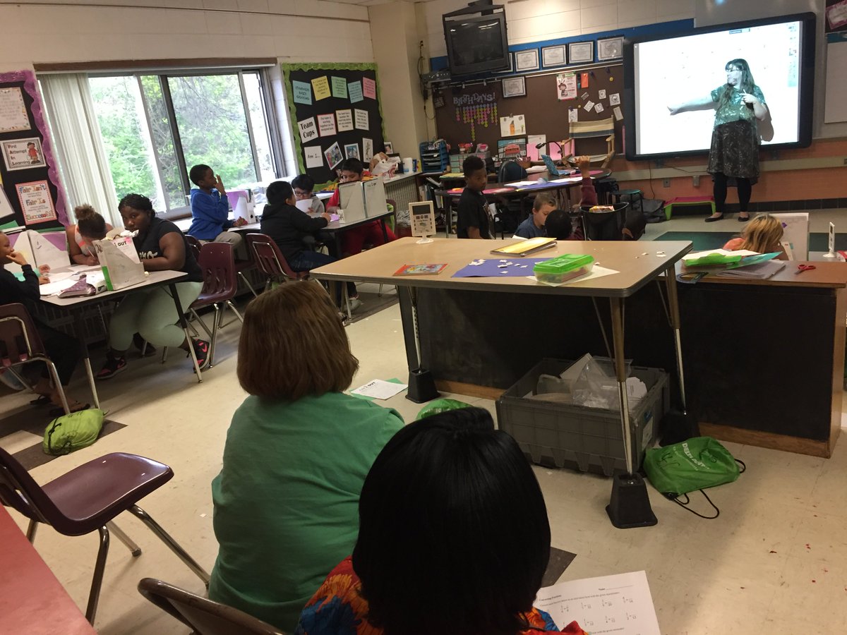 SherylRayEDU's tweet photo. Thank you to the over 70 parents who visited their child's classroom during Parent/Guardian Drop-In Day! #AHSchools #EPWCCS https://t.co/rXe9Wjv4iP