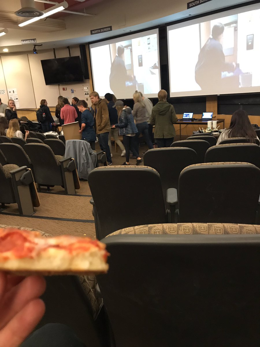 blba2477's tweet photo. Za was tight #CMCI1020Images https://t.co/rXXOxU9pOj