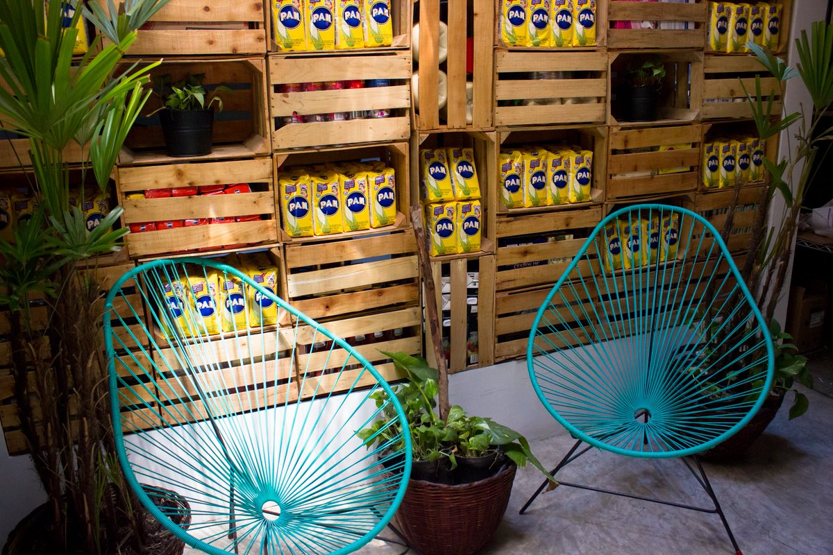 Detalles que hacen de Orale Arepa un lugar especial. ¡Feliz tarde!