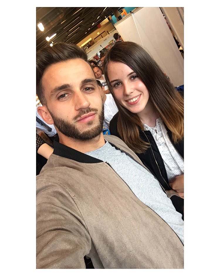 camillemel33's tweet photo. Merci encore d'avoir fait des photos, profite bien de bordeaux 😚 ! et à bientôt en concert 😉 @Ridsa_Officiel https://t.co/kXXgZL4JWO