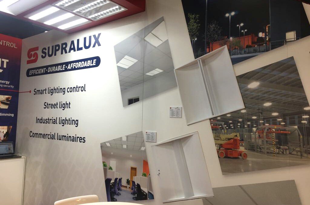 SUPRALUX_US's tweet photo. Mexican manufacturers with unique designs #LFI2017 visit us at Booth 5855 https://t.co/06NfeLCIjH