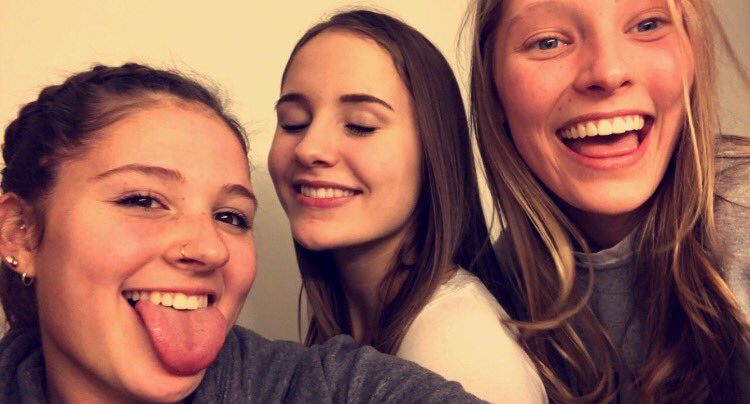 _josie_day's tweet photo. Happy Birthday babe❤🎉 @jayneviolet_ https://t.co/Xr5rRRHyvC