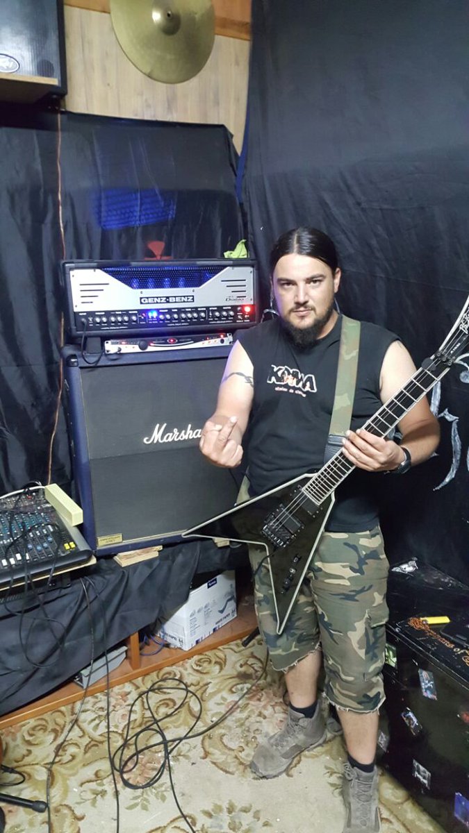 OrphansofPiety's tweet photo. Rehearsal moments... #metal factory!!! #Deathmetal #BCRich #GenzBenz #Marshall #Deathcore #metalhead https://t.co/JP1tXgAESD