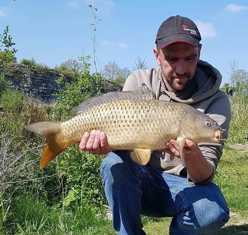 WBMCarpFishing's tweet photo. The 3 largest of the day at 12lb, 11lb &amp; 10lb 4oz. All caught on @Naturesbaits #BloodwormX topped with bright corn.
https://t.co/XQvjSkgslQ https://t.co/jR3t2GoFp7