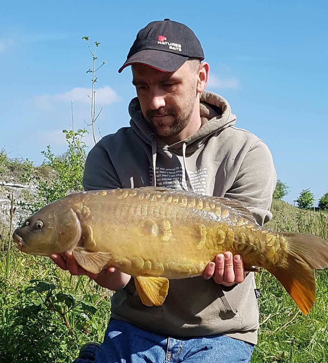 WBMCarpFishing's tweet photo. The 3 largest of the day at 12lb, 11lb &amp; 10lb 4oz. All caught on @Naturesbaits #BloodwormX topped with bright corn.
https://t.co/XQvjSkgslQ https://t.co/jR3t2GoFp7