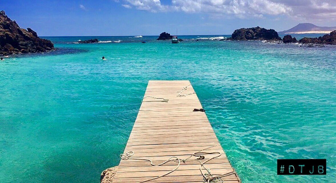 DTJBlog's tweet photo. Fuerteventura you are a dream! New Travel blog and VLOG coming soon! Stay Tuned! #dontthinkjustblog βοΈ https://t.co/E8BycS6Qo6