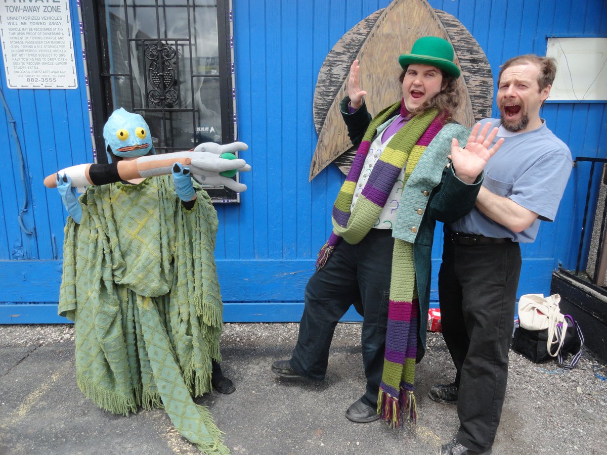 PlayerPatchwork's tweet photo. Past Saturday @starbase_1 we encored our #DoctorWho #dinosaur parody short we 1st did for @MDIFILM's #TraceTheDoctor booth @WizardWorld CLE! https://t.co/ARNEyi769S