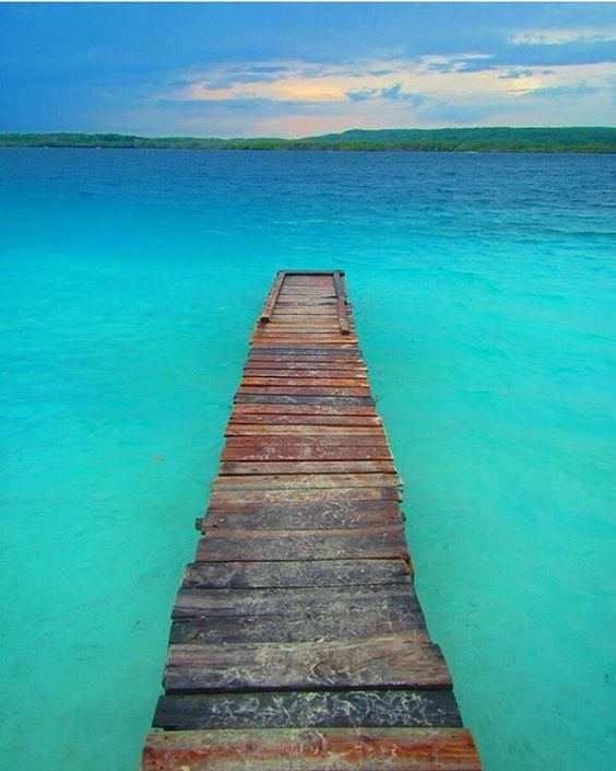 LifeTurist's tweet photo. VENEZUELA #SaltoAngel #Morrocoy #cayosombrero 🇻🇪 https://t.co/MlTyzazNI0