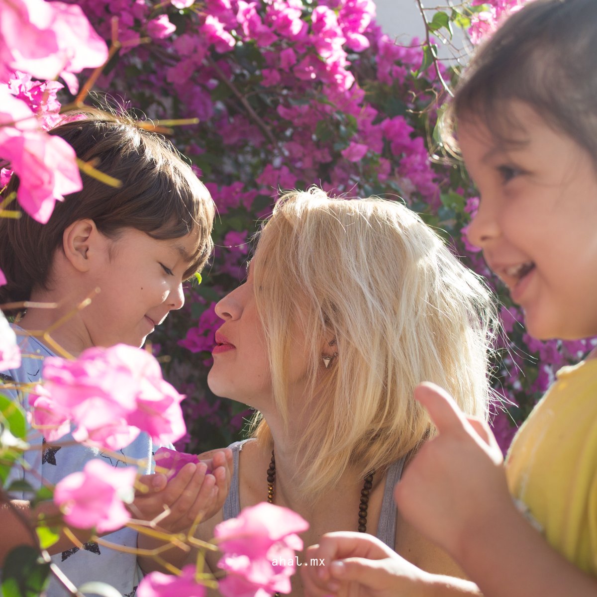 #felizdiadelasmadres ¡Usa tu cupón #mimamamemima y recibe un 15% de descuento en tu compra en línea! #DeAhalParaMamá