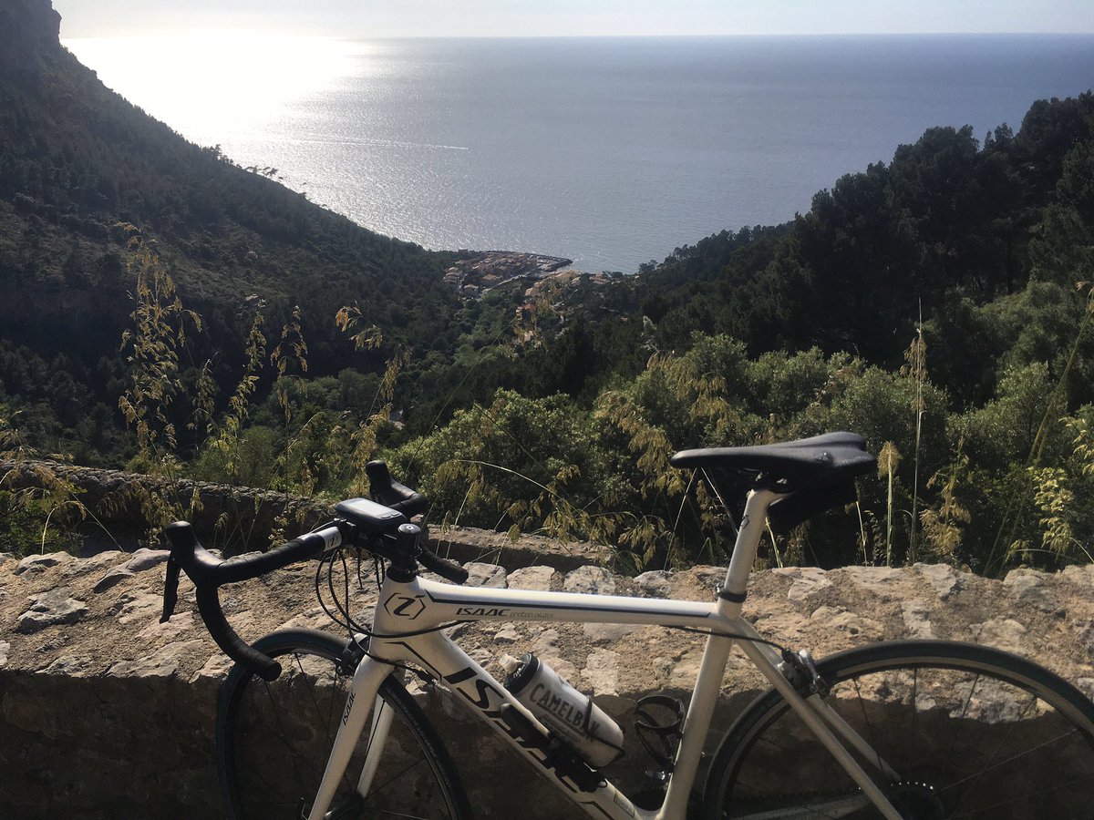 TwoNav_Official's tweet photo. Quieres ganar un GPS #TwoNav ? Etiqueta #myTwoNav en tu foto con tu aparato y entra en el sorteo! En breve los ganadores. Venga deprisa! 🐌 https://t.co/8jCnNdwDu5