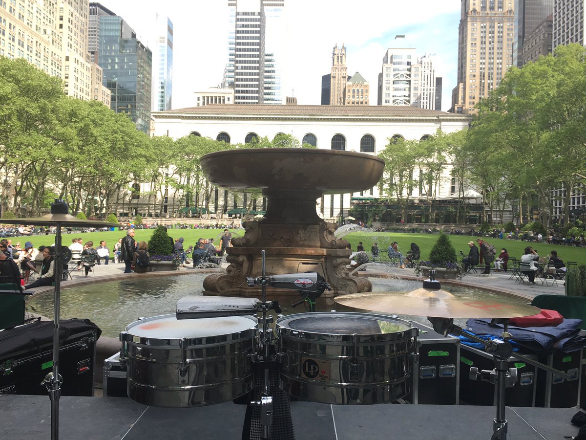 theWSO's tweet image. We&apos;re live @bryantparknyc tonight at 7pm! #freesalsa #nycsalsa