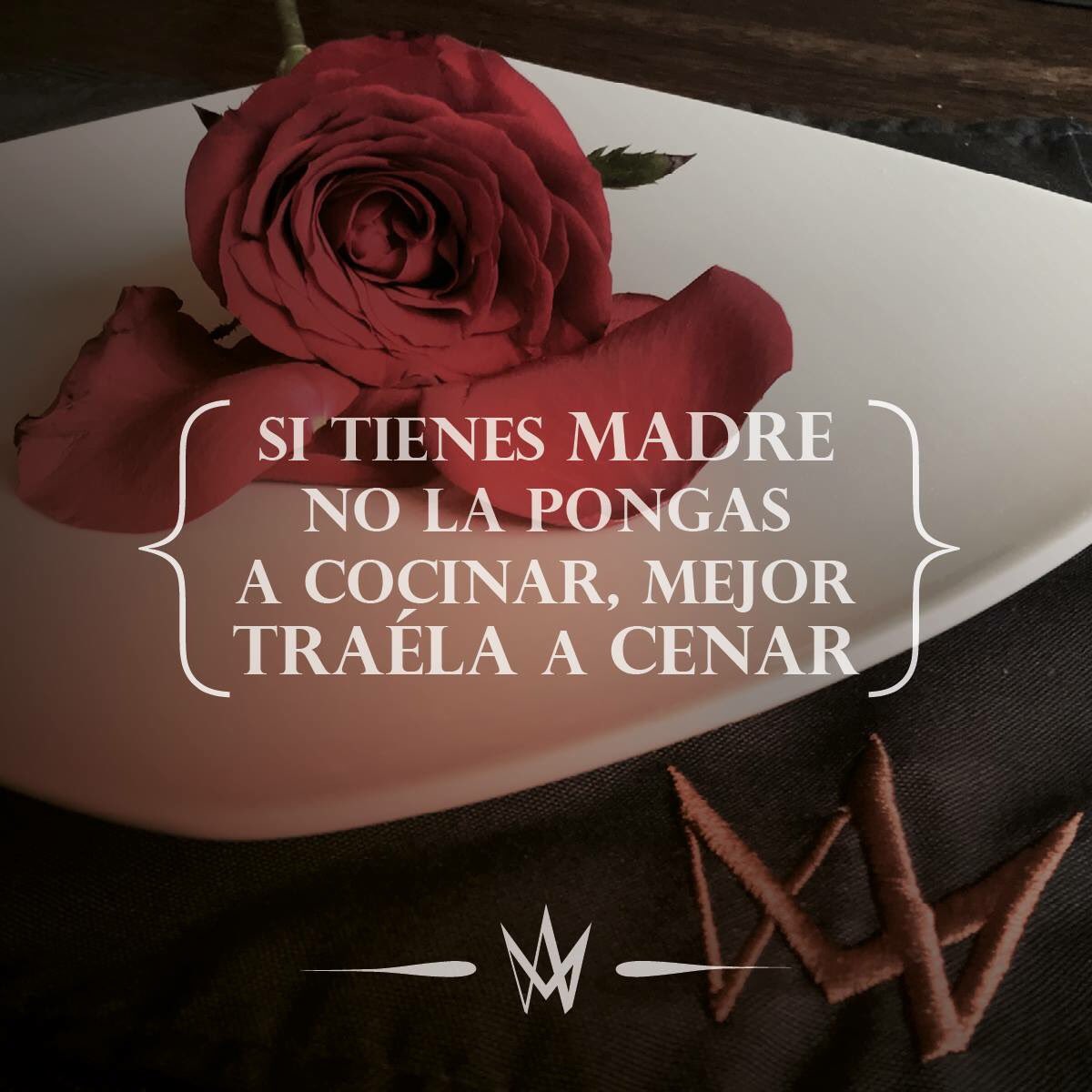 MesondlasAnimas's tweet photo. Salva el día. En el Antiguo Mesón estamos abiertos para que traigas a tu santa madre a comer o cenar https://t.co/TIzH6kNhWn