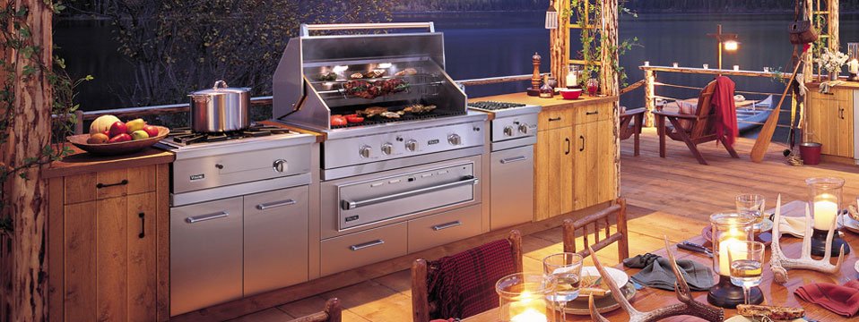 VikingRange's tweet photo. We can't fight that #grilling feeling anymore!
 https://t.co/3rJOUFP4aW #backyardentertaining #cookingoutside https://t.co/E5BbuhKIS6
