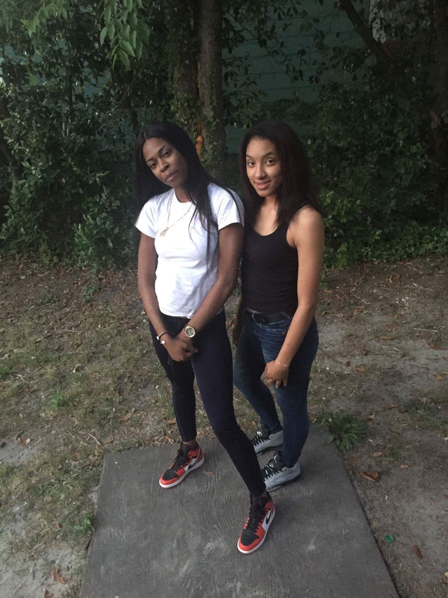 HoesAdoreMe__'s tweet photo. Happy birthday to my babyyyyyy PIZZZLEEEEEEEE WE LITTT!!! #21 #21 #21 https://t.co/Qy9RLKKV9M
