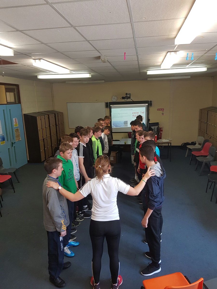 md_camog's tweet photo. Thanks to the staff and students @RosComCol for having me today.Huge potential shown by this @SkySportsLFS group. #SSLFS #SixKeysToSuccess https://t.co/ZQ0sfvTneh