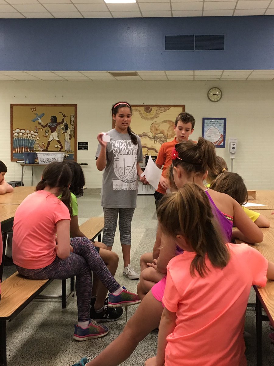 C17MrsEvans's tweet photo. Thank you to our fifth grade tour guides! We enjoyed visiting and learning about East Woods today!! #gettingreadyforfourthgrade https://t.co/14omMLOQcx