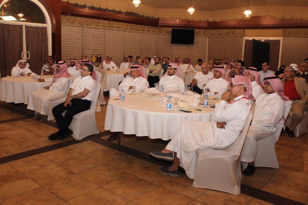 SaudiSce's tweet photo. #هيئة_المهندسين 
محاضرة النمو السكاني معوق للتنمية في العالم النامي خرافة تدحضها الاحصائيات للبرفسور عنتر ابوقرين بالتعون مع جامعة الامام . https://t.co/r2MqiToae2