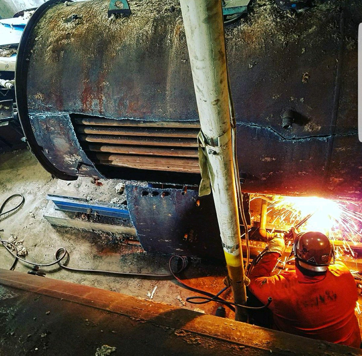 Out with the old in with the new! #MakeAmericaGreatAgain #welding  #Construction