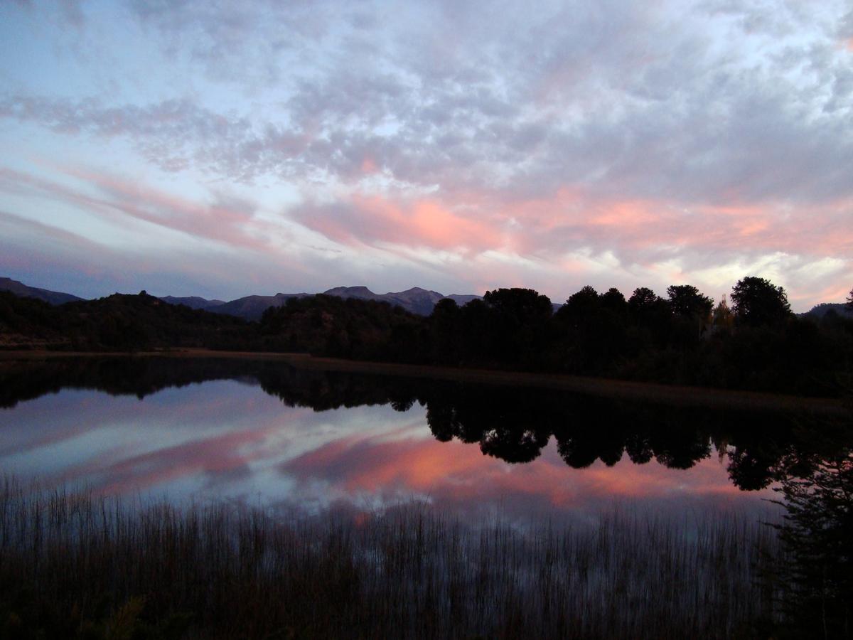 PehueniaTur's tweet photo. #NoTePodesPerder los atardeceres sobre las Lagunas.
#villapehuenia #moquehue
@neuquentur https://t.co/P2bgOMgmTT