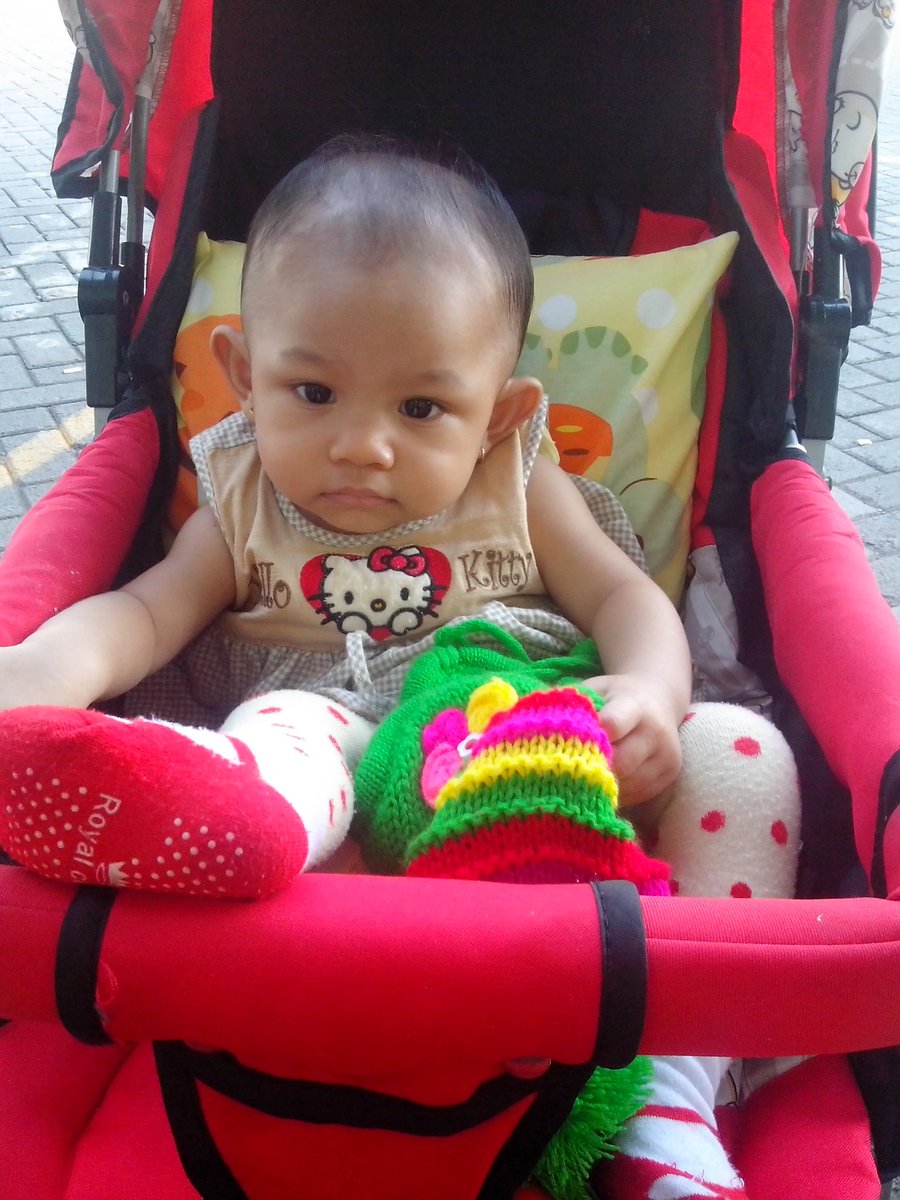 drachman58's tweet photo. In holiday i just spend me time with my lovely daughter, nothing else matter... https://t.co/z3sSZIMAQv