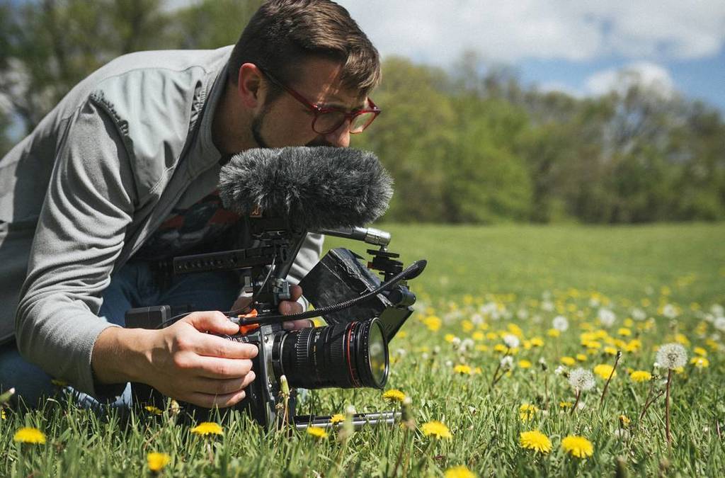 MPCapture's tweet photo. What a beautiful day to shoot outside! #ilovefargo #neature #ScarletW https://t.co/ysV56itaXv https://t.co/kMMULUFhTs