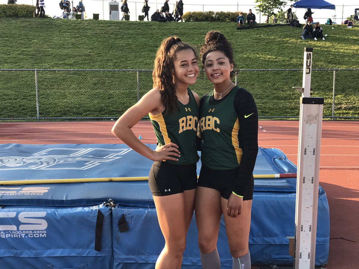 rbccoach's tweet photo. @CaseysSports
1, 2 girls hj for the dynamic duo.. Harris and Riley
#rbcxctf #fieldpoints #highjumpers https://t.co/L3Up2VoA1h