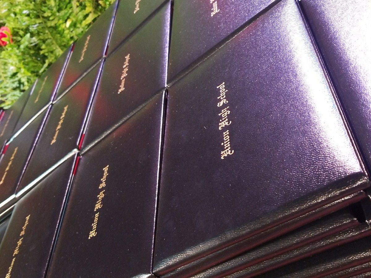 Retweeted Union Schools (<a href="/UnionSchools/">Union Schools</a>):

Senior Night #Uniongrads @UHSstudents_  fb.me/2VVpqycY5