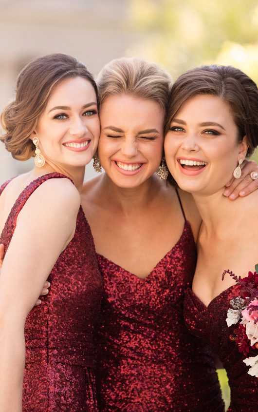 doreenleaf's tweet image. The perfect bridesmaids gown for your holiday wedding!!
#SorellaVita #HolidayWedding #DoreenLeafDesigns