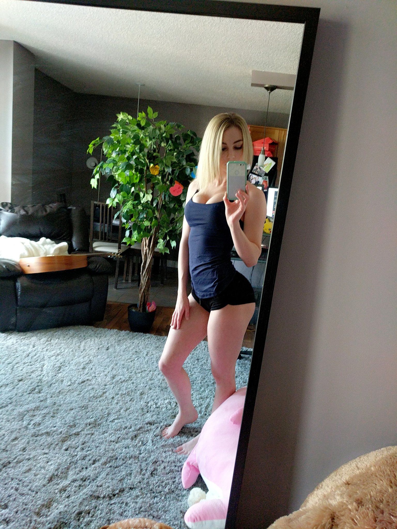 STPeach on Twitter: "ðª hey guyssss going live https://t.co/2oZpjChkgT…