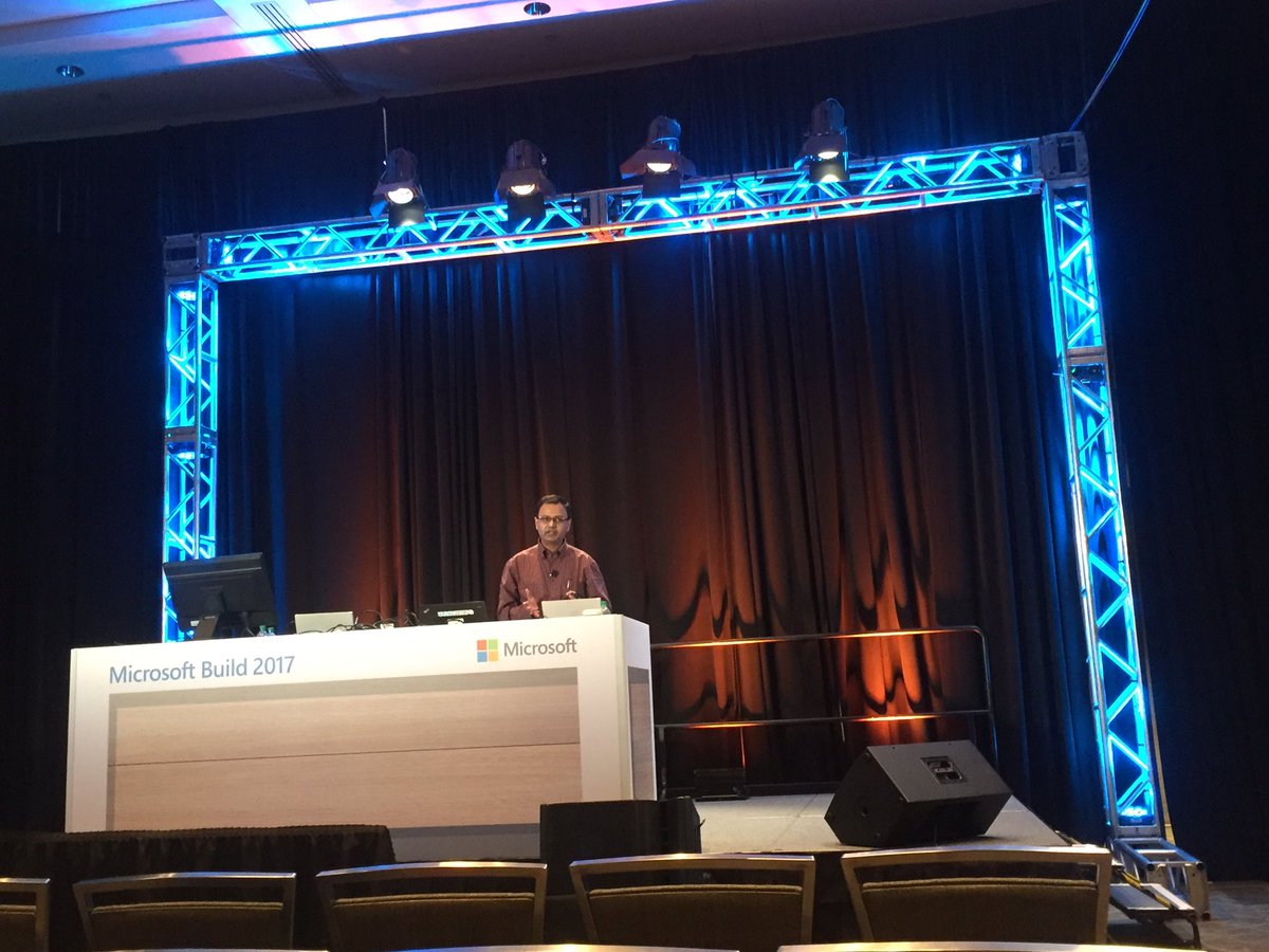 SaloniSonpal's tweet image. Sunil @kamathsun talks about #AzureDBPostgres and how #PostgreSQL is built on Azure Relational Database Platform at his #MSBuild session