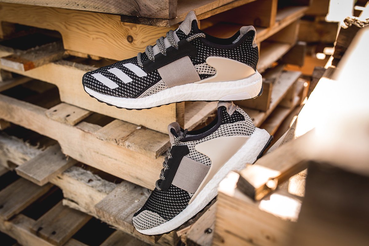 awesomesneaker7's tweet image. A Closer Look at adidas Consortium&apos;s ADO UltraBOOST ZG 
Drop: May 11, for $180 USD
bit.ly/awesomesneakers
