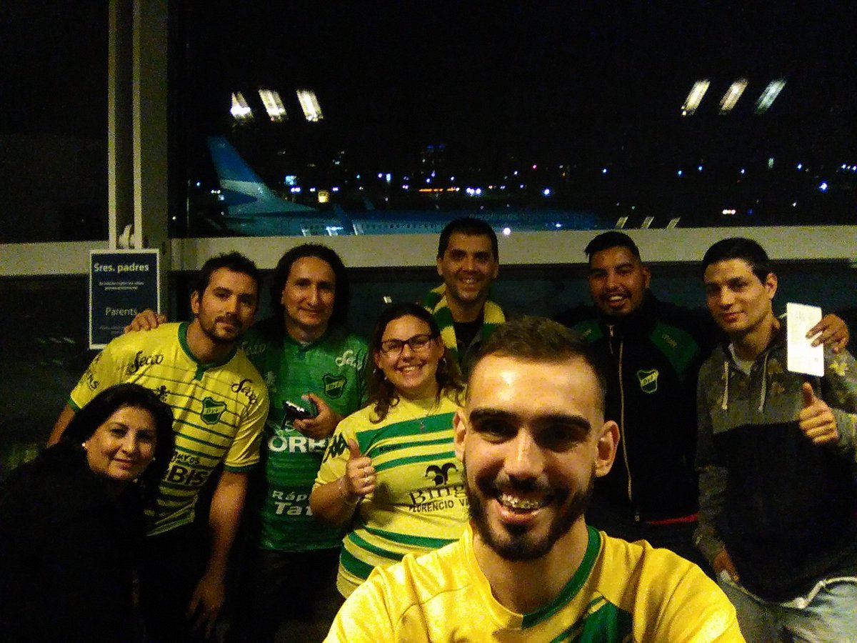 divinapretaok's tweet photo. #vueloporunsueñoDEFE @ClubDefensayJus https://t.co/3CGzoPt6B9
