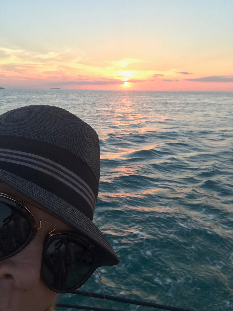 cynz0322's tweet photo. #SunsetKeyWest https://t.co/aTp78SuZlI