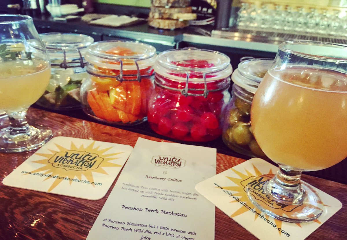 WIDistributors's tweet photo. #UnityVibration flights and cocktails 🍹 at @MadDrafthouse all evening! https://t.co/SDhZfCTLJP