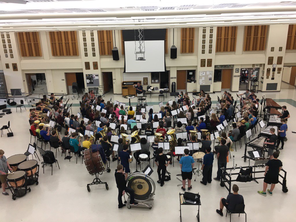 Avon Band Together tweet media