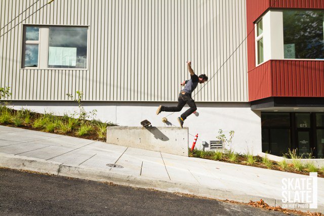 Skate[Slate] tweet media