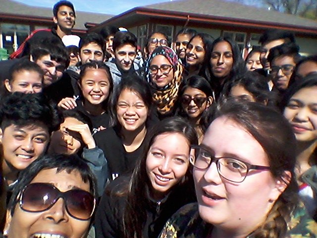 clgomes1066's tweet photo. Pre-walk selfies w/Mr. Ambida & a smush of SLAM!
@SLAM_FMM
#SLAMtraining2017
#SLAMbythelake https://t.co/jhyQWcBP6p