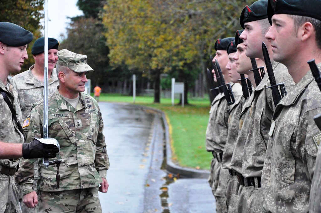 1NZBrigade's tweet photo. MajGen Cavoli 25th Infantry Div at Linton NZ today @25ID nice to see you sir sorry about the rain #25ID #NZArmy https://t.co/ob7vlYuZ19