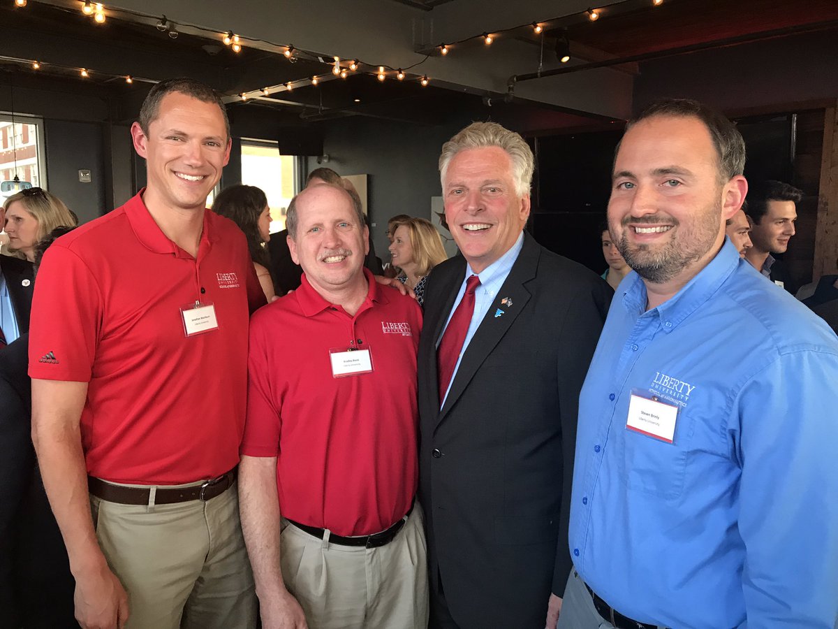 UAVOperator's tweet image. The Liberty University UAS program meets Gov. McAuliffe at the VA reception to talk about the growing UAS industry in Virginia. #auvsiXPO