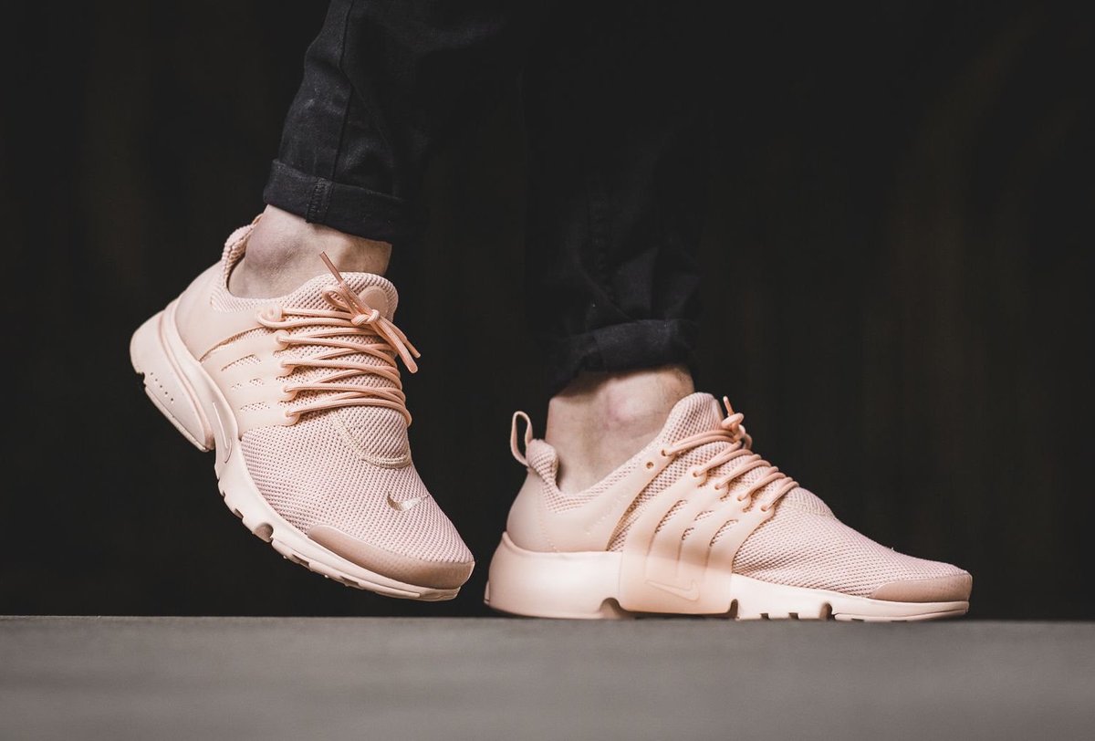 mens nike presto artic orange on feet