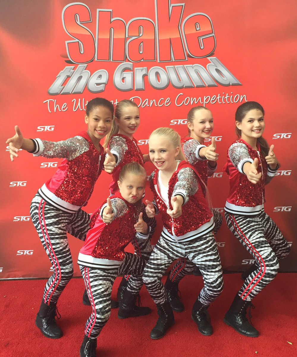 Second competition done!

LET THE BASE GO: Hip Hop Small Group. 🏆 High Gold. 1st place in their division!! #DDI #wcw