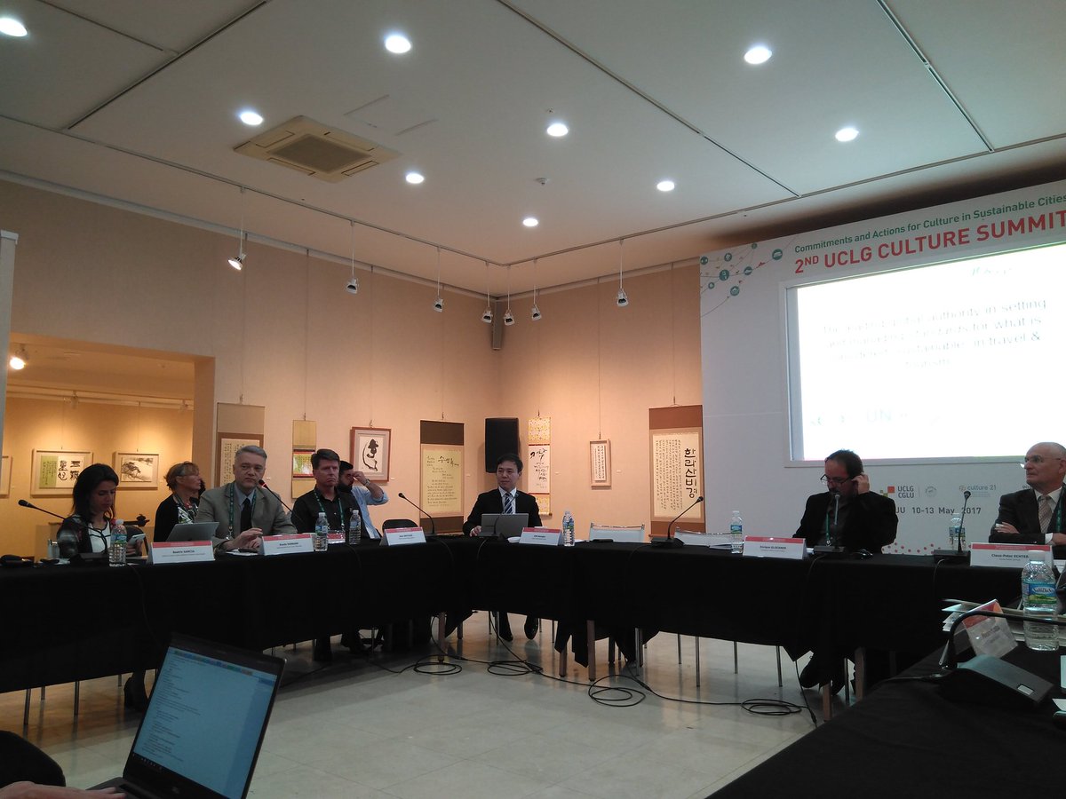 agenda21culture's tweet photo. At #CultureSummit, Randy Durand says: "4 polars of @GSTCouncil criterias are sustainability; social &amp; economics; environmental AND CULTURAL" https://t.co/cqBoEGS5Ek