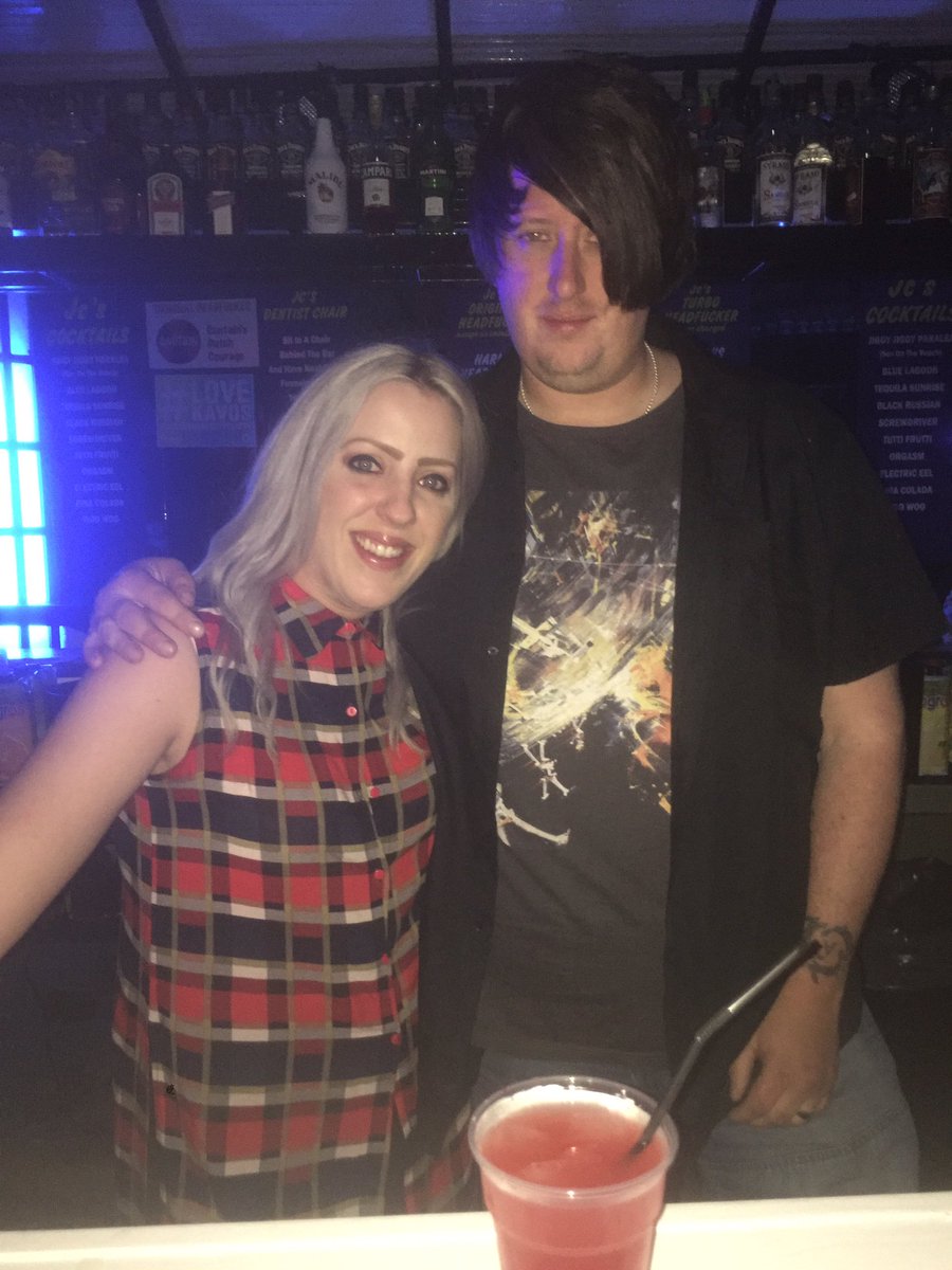 BACK FOR ONE NIGHT ONLY!! #DREAMTEAM #LEGENDS #WHEREISFALLON <a href="/go_on_Baz_/">S fallon 🍀</a>