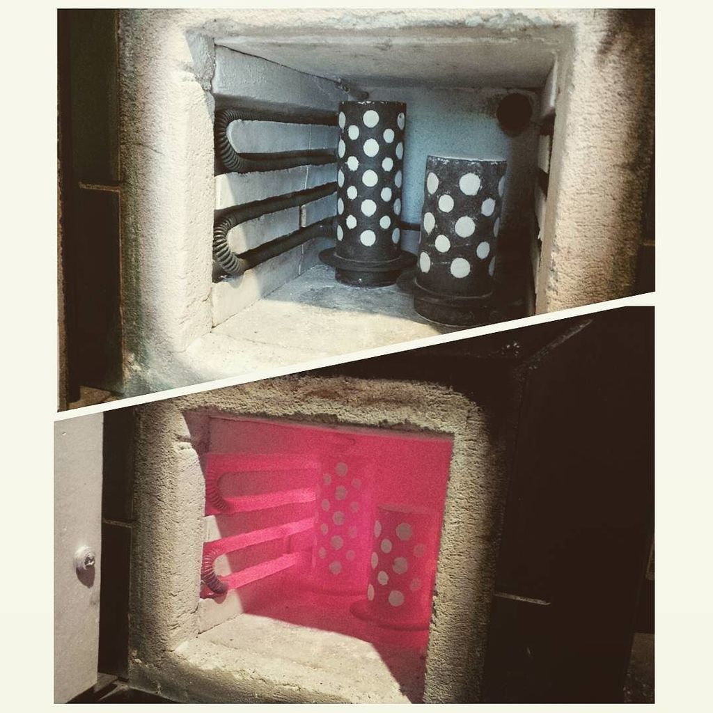 davisiart's tweet photo. #chicbird #nextstep #jewelrycasting
#hot #muffle #furnace
#matani #made
#դոմնային #վառարան #թրծում
#муфельнаяпечь #закалка
#печь #горяч… https://t.co/QyJrV0sT67