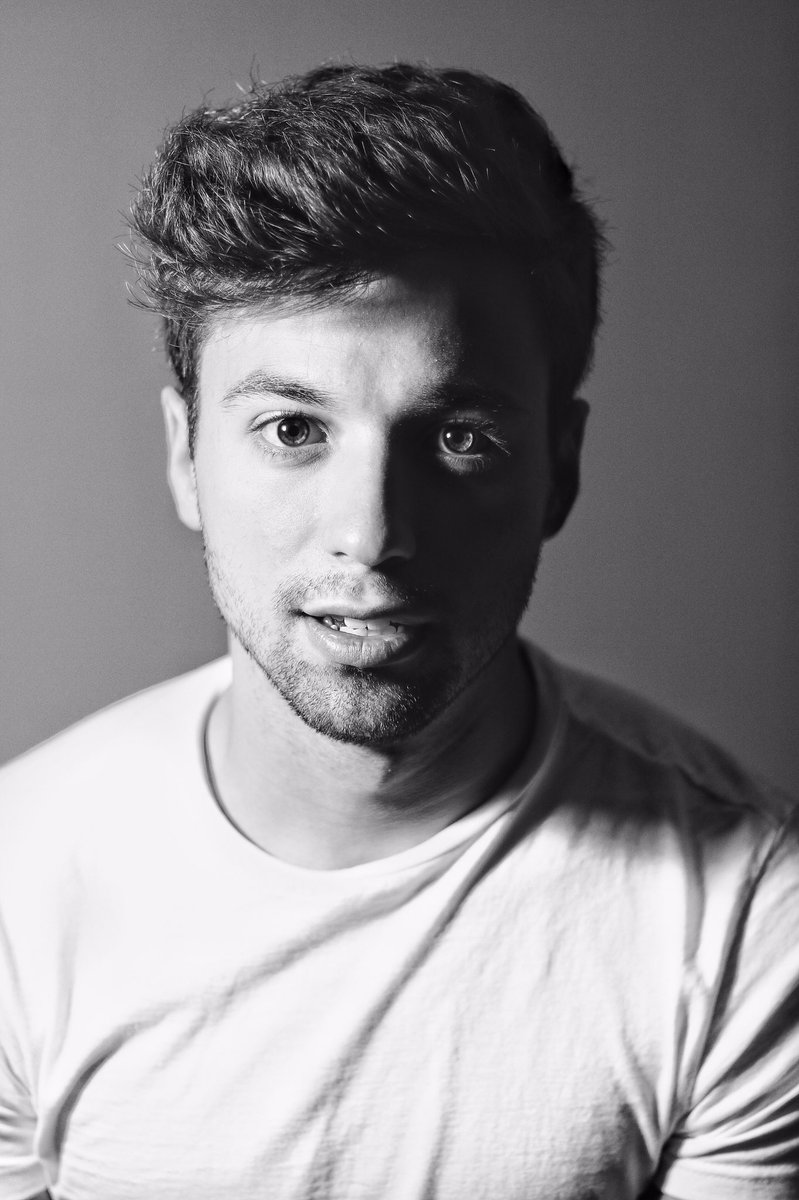 soyandrem's tweet photo. ¡Está es la fotografía que subí ayer a mi Instagram! 🔥
Denle mucho amor ❤️ 
P.D. Amo el #BlancoYNegro

https://t.co/zNVgXRqdP1 https://t.co/OpFpwvvBDr