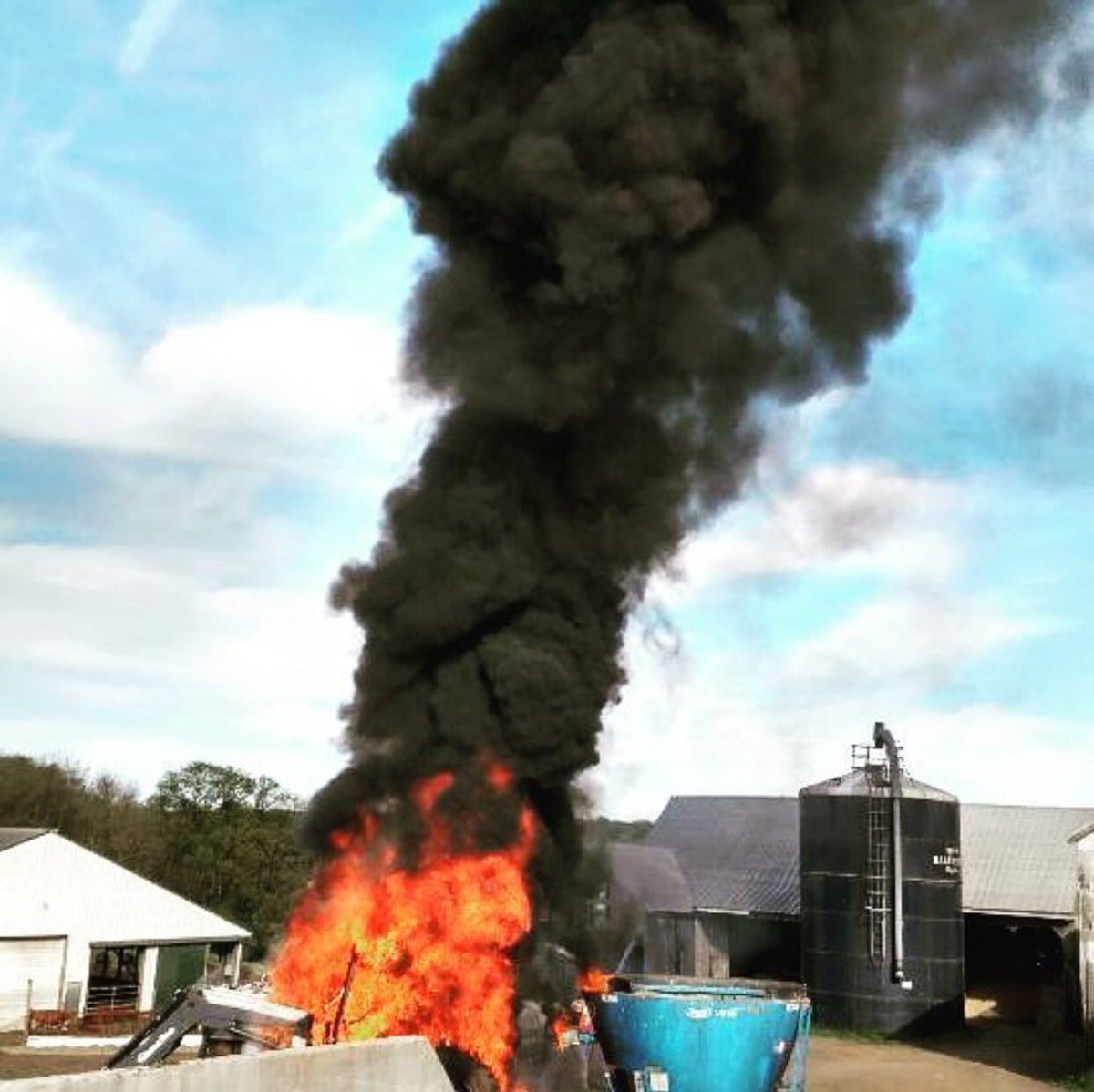 DublinFire23's tweet photo. Farm tractor fire that Dublin Fire Co. responded to earlier today. Thank you to @PVFC2420VFD for the help sending Engine and Tanker 24 https://t.co/SPEI0WtvLb