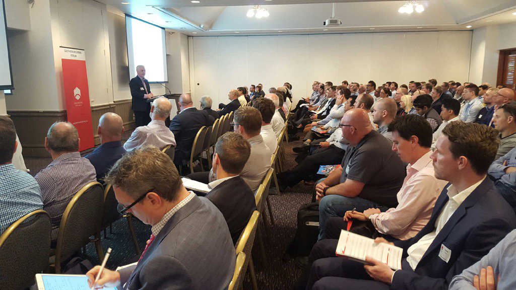 EngAustraliaQLD's tweet photo. Room full at today Southern Regional Forum. #EngAusSRF #smartcities #IoT #Engineering #CPD https://t.co/s3bIIojA0W