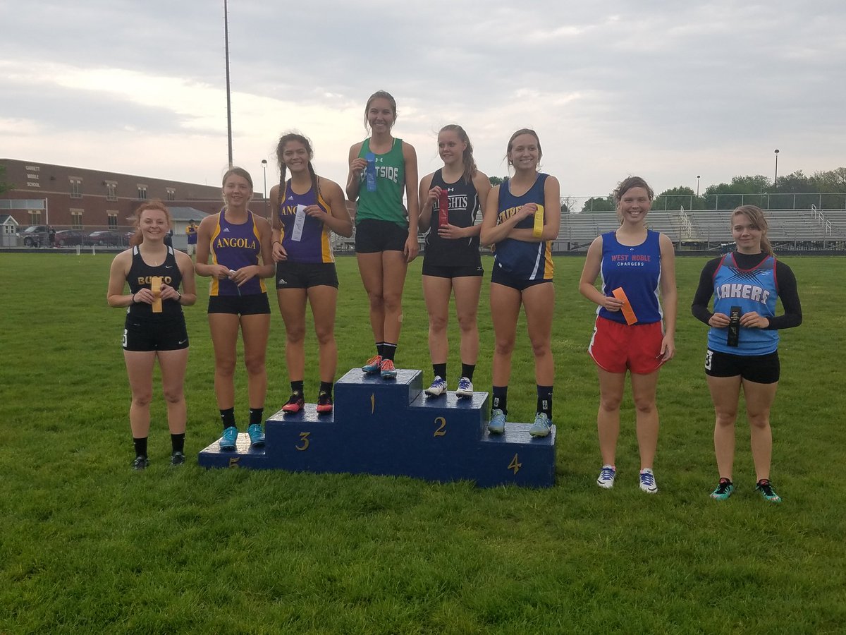 AHSGirls_Track's tweet photo. Still more pics!  #conferencechamps #APride https://t.co/BMSeqT0jDI