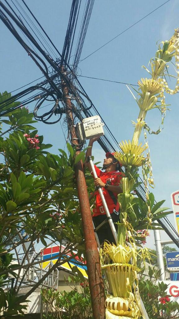 ayunewongkwang's tweet photo. Beri pngalaman trbaik plg gunakan indihome GM Telkom Madiun benahi jaringan #livingthetelkomwayMadiun @_funtastic5_ https://t.co/tMcQjE6hzJ
